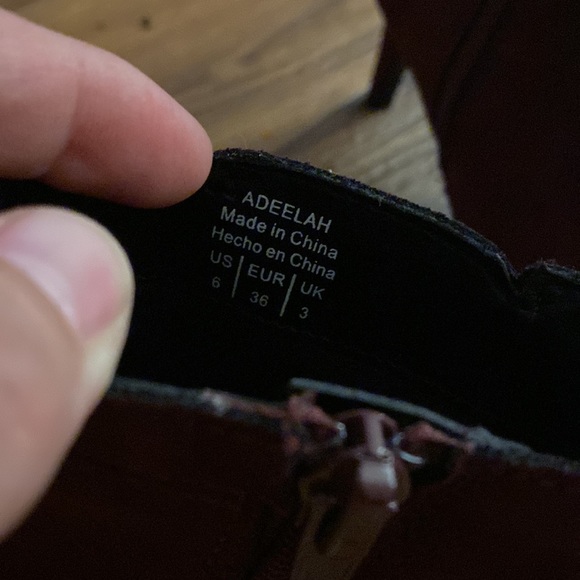 Kelly and Katie Adeelah size 6 heel bootie maroon - Picture 4 of 7